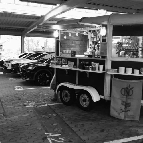 mobile Kaffeebar im Autohaus